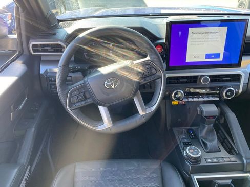 Used 2024 Toyota Tacoma TRD Off-Road image 10