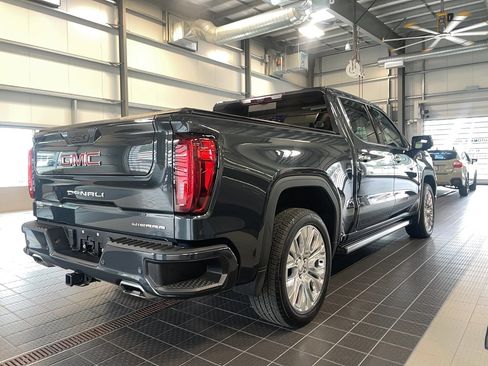 Used 2022 GMC Sierra 1500 Denali w/ Denali Reserve Package image 30
