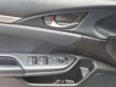 Used 2020 Honda Civic Sport image 10