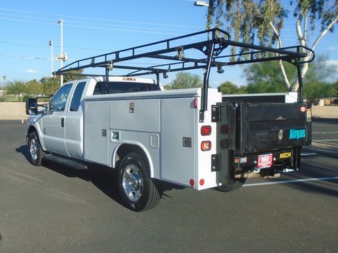 Used 2014 Ford F350 XLT RWD image 3