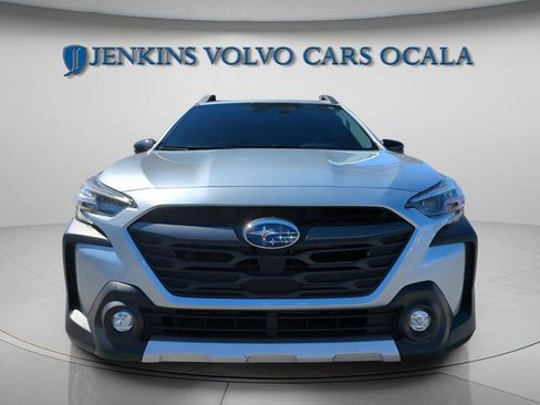 Used 2025 Subaru Outback Limited XT AWD/4WD image 8