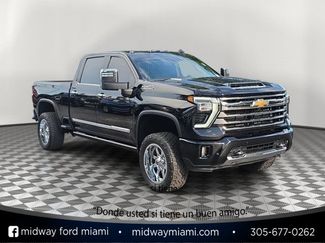 Used 2024 Chevrolet Silverado 2500 High Country w/ High Country Premium Package AWD/4WD video 1