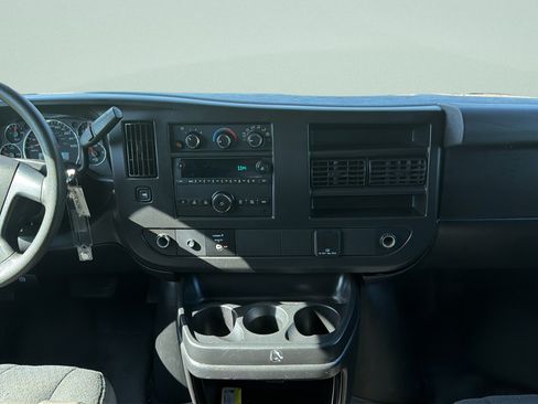 Used 2021 Chevrolet Express 2500 w/ Driver Convenience Package RWD image 14