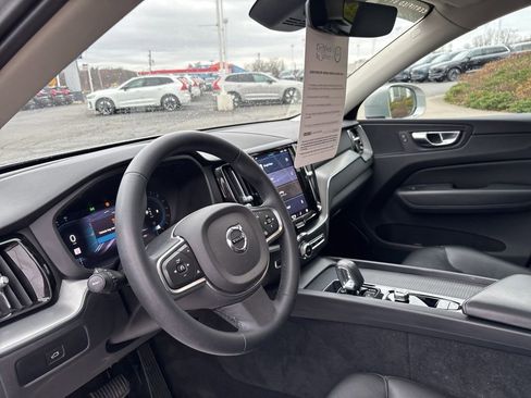Certified 2023 Volvo XC60 B5 Core w/ Climate Package image 19