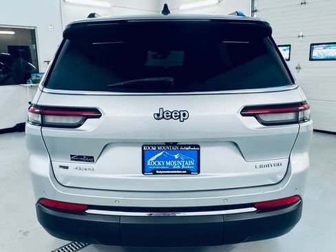 Used 2021 Jeep Grand Cherokee L Limited AWD/4WD image 6