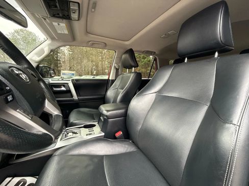 Used 2018 Toyota 4Runner Limited image 15