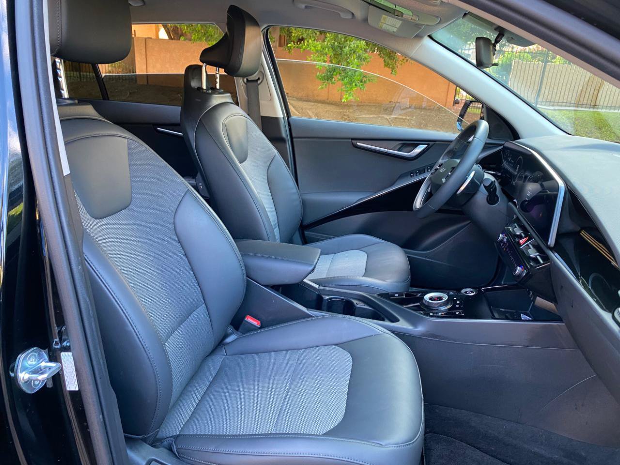 Used 2023 Kia Niro Wind FWD image 52
