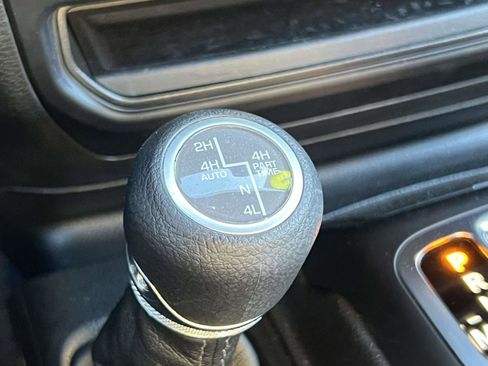 Used 2023 Jeep Wrangler Unlimited w/ Sun & Screen Package image 14