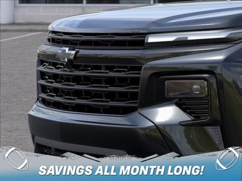 New 2026 Chevrolet Traverse LT w/ Midnight/Sport Edition AWD/4WD image 13