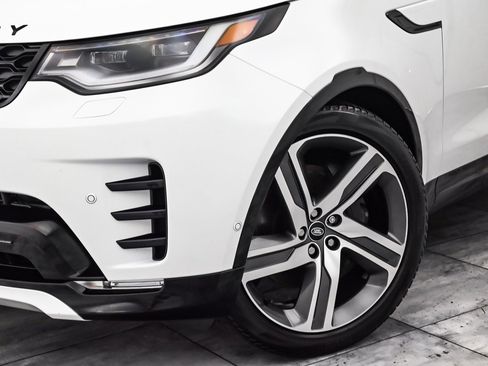 Used 2023 Land Rover Discovery HSE R-Dynamic image 49