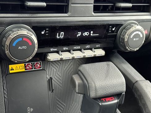 New 2026 Toyota 4Runner TRD Off-Road AWD/4WD image 22
