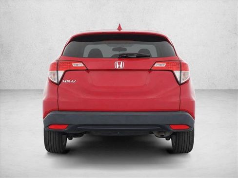 Used 2018 Honda HR-V LX image 6