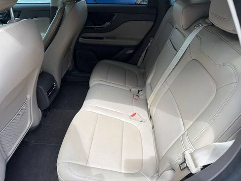 Used 2023 Lincoln Corsair Reserve w/ Equipment Group 201A FWD image 9