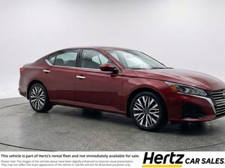 Used 2025 Nissan Altima 2.5 SV video 1