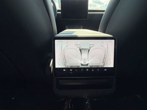 Used 2026 Tesla Model Y Long Range AWD/4WD image 13