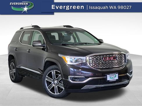 Used 2018 GMC Acadia Denali w/ Technology Package AWD/4WD image 1