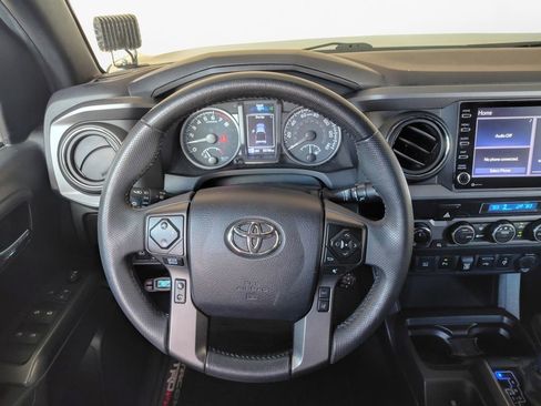 Used 2021 Toyota Tacoma TRD Off-Road image 20