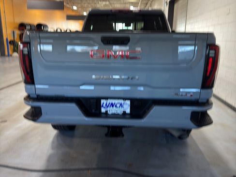 Certified 2024 GMC Sierra 2500 AT4 w/ AT4 Premium Plus Package image 5