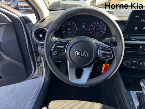 Used 2021 Kia Forte LXS image 16