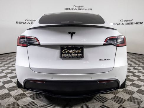 Used 2022 Tesla Model Y Performance AWD/4WD image 7