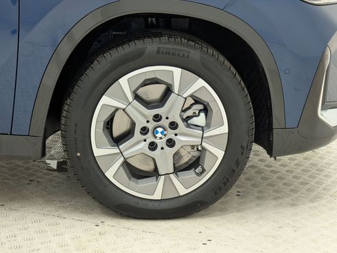 Used 2025 BMW X1 xDrive28i w/ Premium Package image 11