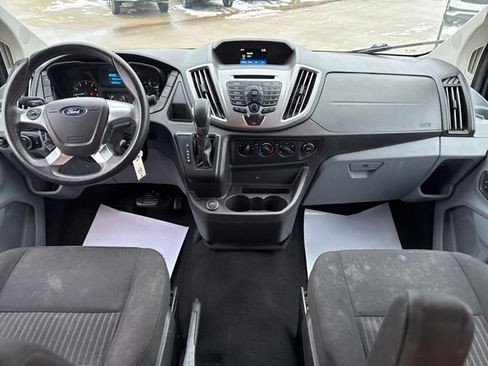 Used 2018 Ford Transit 350 XLT image 31