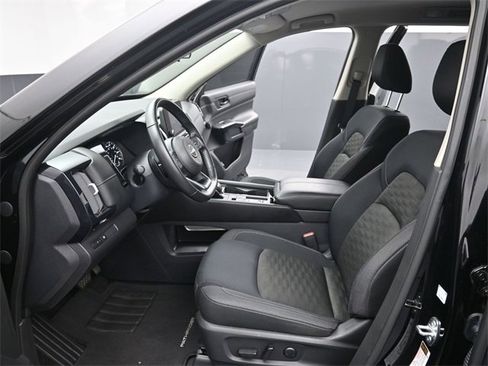 Used 2024 Nissan Pathfinder SV w/ Lighting Package (N92) image 26