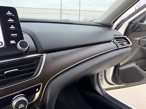Used 2018 Honda Accord EX-L image 15