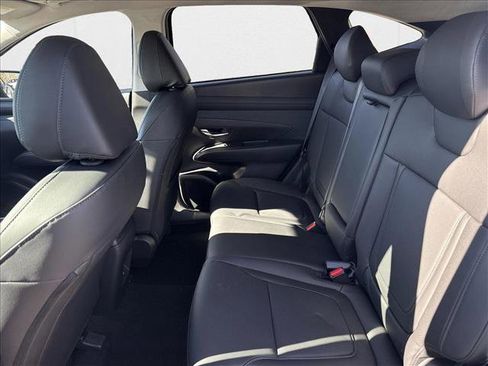 New 2025 Hyundai Tucson SEL image 16