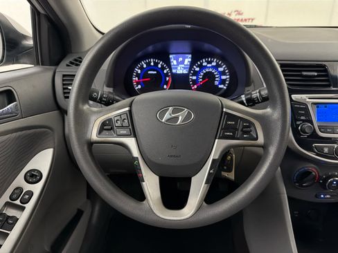 Used 2014 Hyundai Accent GLS w/ Option Group 2 FWD image 17
