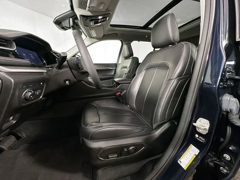 Used 2023 Jeep Grand Cherokee 30th Anniversary image 4