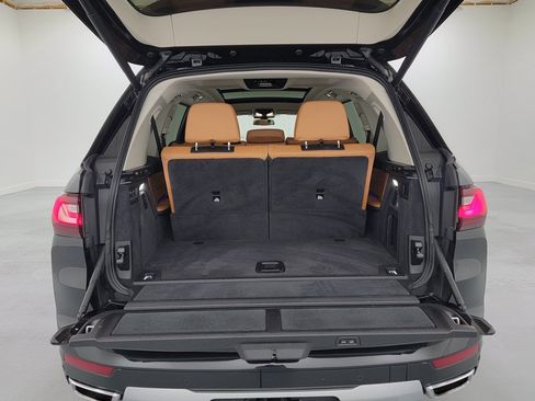 Used 2019 BMW X7 xDrive50i w/ Premium Package AWD/4WD image 36