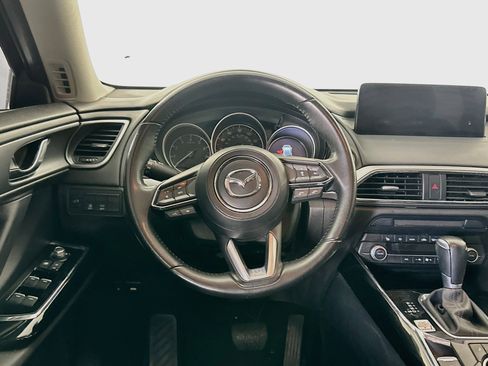 Used 2021 MAZDA CX-9 Touring FWD image 18