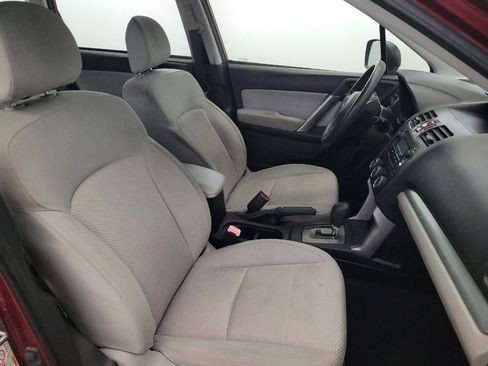 Used 2014 Subaru Forester 2.5i AWD/4WD image 21