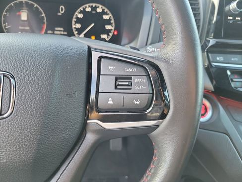 Used 2025 Honda Odyssey Sport-L image 30