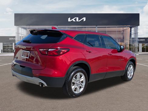 Used 2022 Chevrolet Blazer LT AWD/4WD image 4