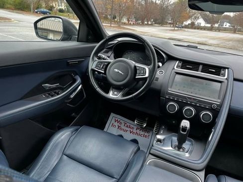 Used 2018 Jaguar E-PACE R-Dynamic HSE image 28
