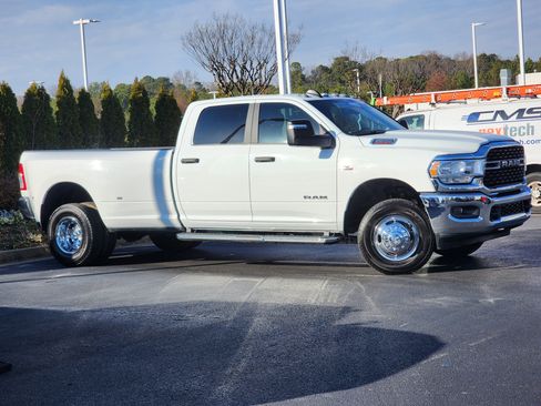 Used 2024 RAM 3500 Big Horn image 3