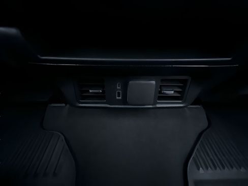 New 2026 Chevrolet Silverado 3500 LT w/ All Star Edition AWD/4WD image 21
