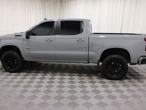 Used 2025 Chevrolet Silverado 1500 RST AWD/4WD image 32