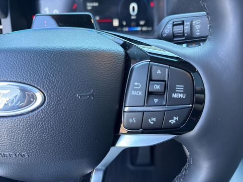 Used 2025 Ford Explorer Platinum w/ Ultimate Package image 33