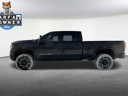 Used 2024 GMC Sierra 2500 AT4X image 6