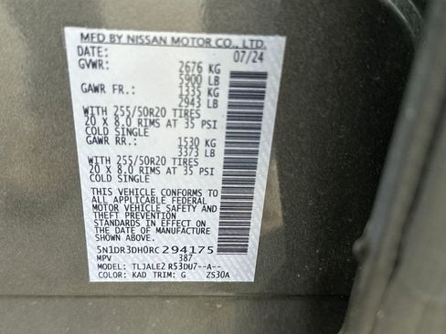 Used 2024 Nissan Pathfinder Platinum image 28