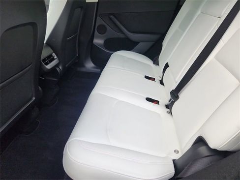 Used 2023 Tesla Model Y Long Range image 24