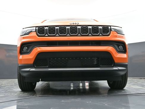 New 2026 Jeep Compass Latitude AWD/4WD image 39