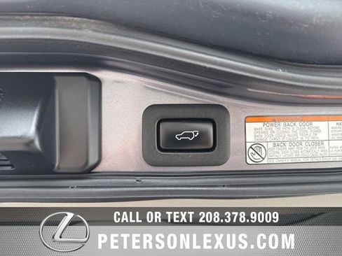 Used 2019 Lexus LX 570 4WD w/ Luxury Package image 22