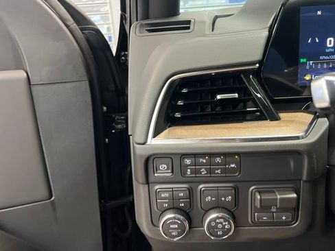 New 2026 Chevrolet Tahoe High Country AWD/4WD image 12