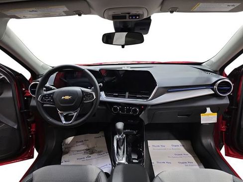 New 2026 Chevrolet Trax LT w/ Driver Confidence Package image 10