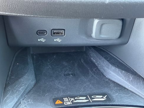 Used 2025 Buick Envista Sport Touring FWD image 31