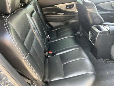 Used 2015 Nissan Murano Platinum w/ Platinum Technology Package FWD image 14